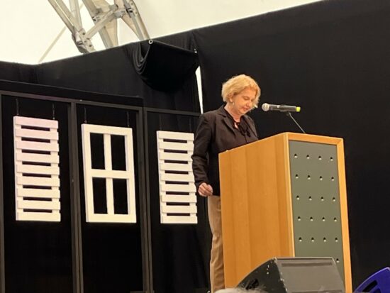 Frau Sarah Sorge „Starke Frauen brauchen starke Selbstfürsorgestrategien – und das ganz ohne schlechtes Gewissen.“